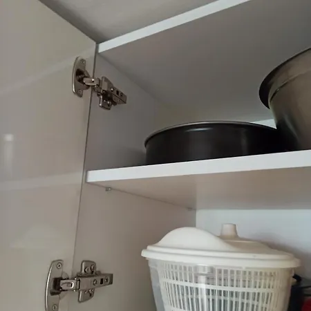 Apartment Rue De Geronnsart Apt 6 *